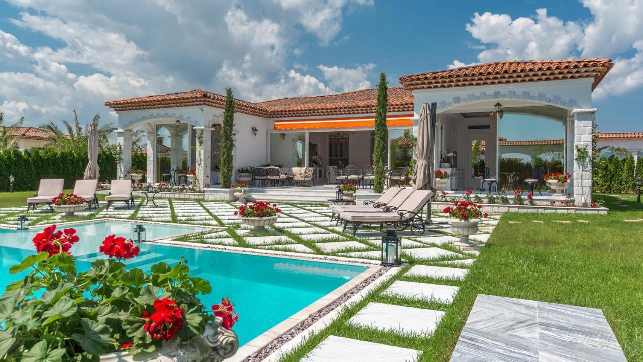 Eden Park Luxury Villas Sunny Beach Exterior photo